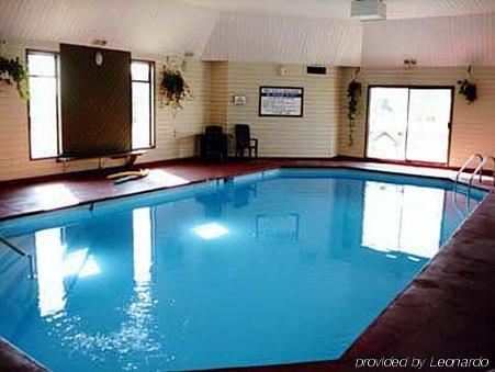 North Pointe Inn And Suites Kelowna Eksteriør billede